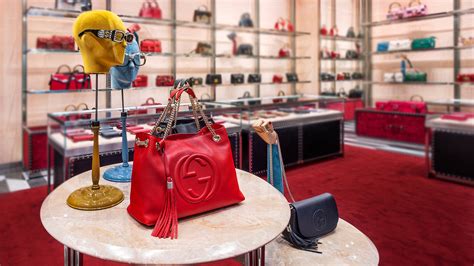 gucci paris la vallee outlet